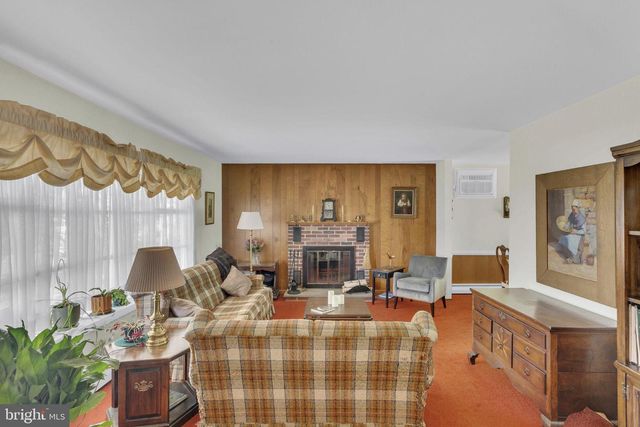 622 KNOLL DR, Lansdale, PA 19446