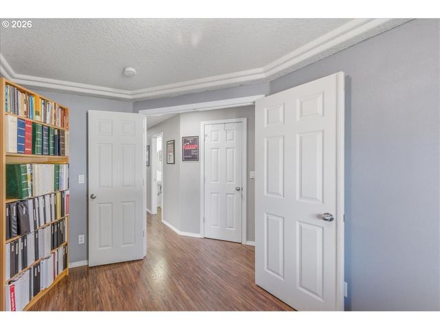 19240 Sw ROSEDALE Ct, Beaverton, OR 97007