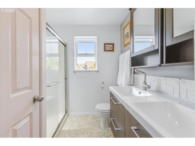 19240 Sw ROSEDALE Ct, Beaverton, OR 97007