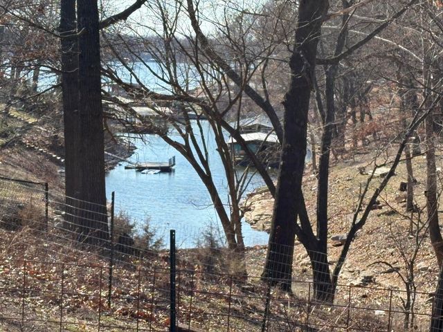 131 Cozy Drive, Grove, OK 74344