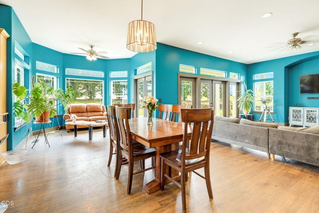 5597 Highway 66, Ashland, OR 97520