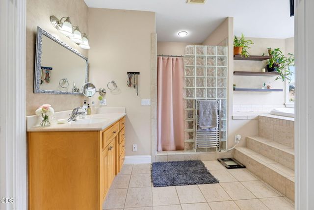 5597 Highway 66, Ashland, OR 97520