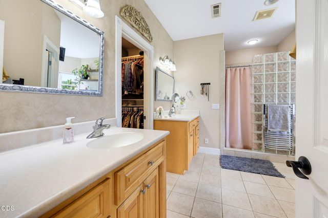 5597 Highway 66, Ashland, OR 97520