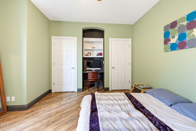 5597 Highway 66, Ashland, OR 97520