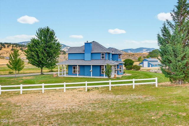 5597 Highway 66, Ashland, OR 97520