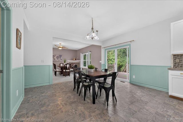 42116 Richmond Drive, Van Buren Charter Township, MI 48111