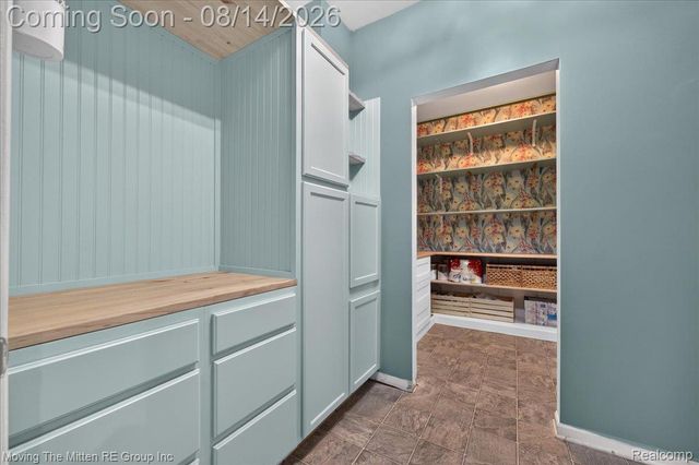 42116 Richmond Drive, Van Buren Charter Township, MI 48111