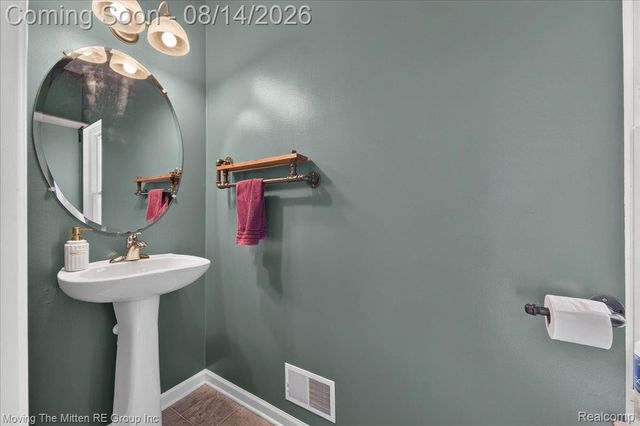 42116 Richmond Drive, Van Buren Charter Township, MI 48111