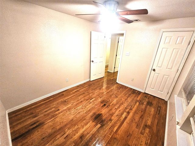 1921 W 10th Street, Dallas, TX 75208