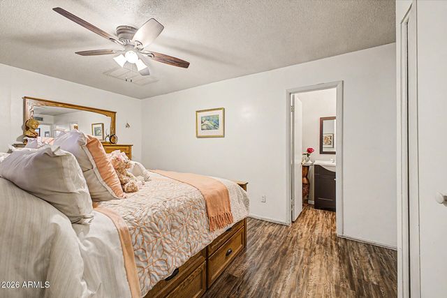 6409 W OREGON Avenue, Glendale, AZ 85301