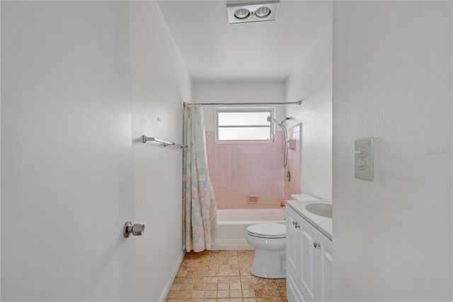 708 TAM O SHANTER AVENUE, Sun City Center, FL 33573