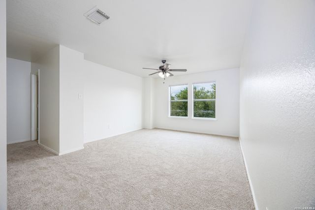 7706 HEDRICK FARM, San Antonio, TX 78239