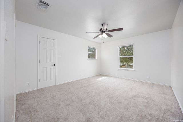 7706 HEDRICK FARM, San Antonio, TX 78239