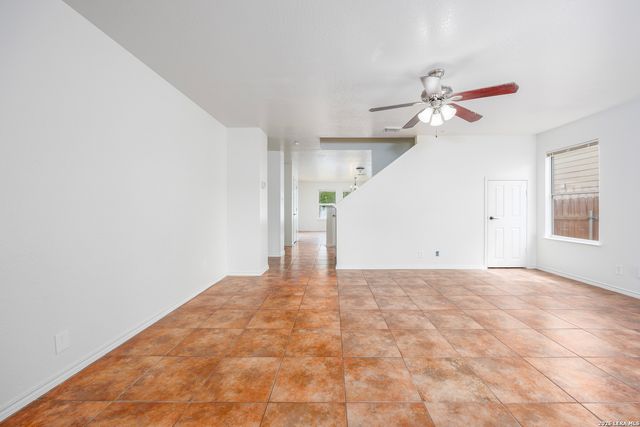 7706 HEDRICK FARM, San Antonio, TX 78239