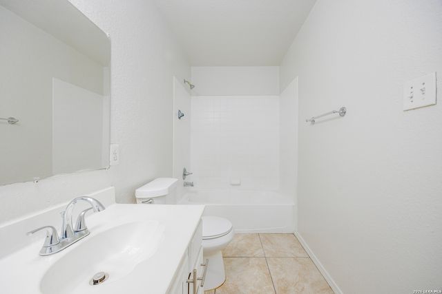 7706 HEDRICK FARM, San Antonio, TX 78239