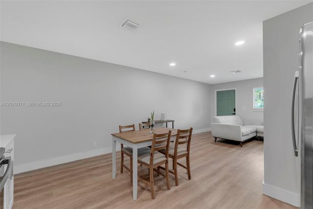 700 NW 18th St 1-2, Fort Lauderdale, FL 33311