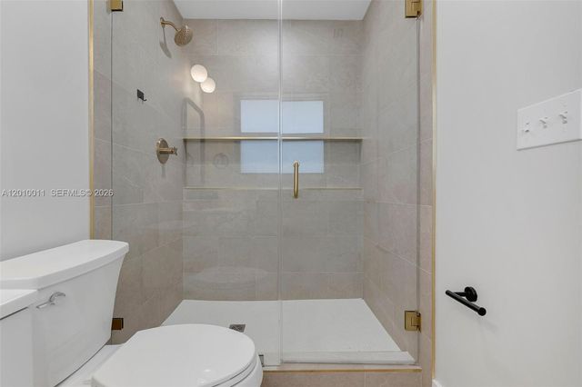 700 NW 18th St 1-2, Fort Lauderdale, FL 33311