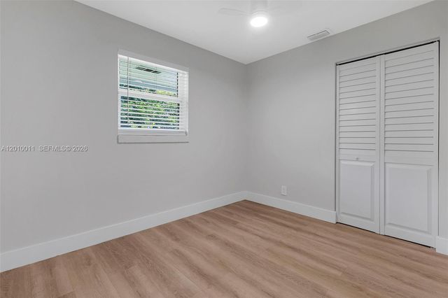 700 NW 18th St 1-2, Fort Lauderdale, FL 33311