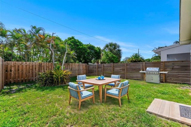 700 NW 18th St 1-2, Fort Lauderdale, FL 33311