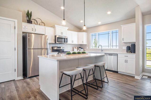 17606 Phoebe Street, Bennington, NE 68007