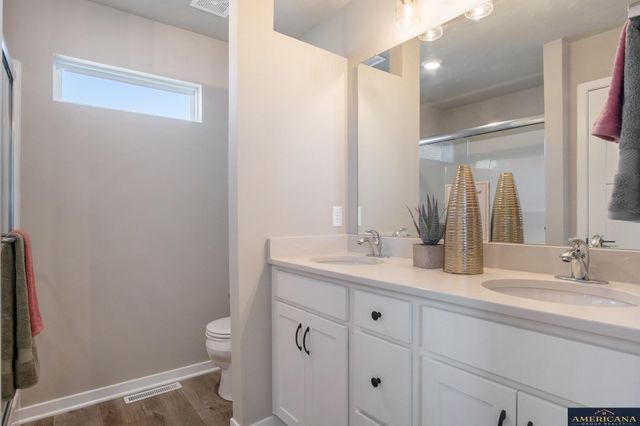 17606 Phoebe Street, Bennington, NE 68007