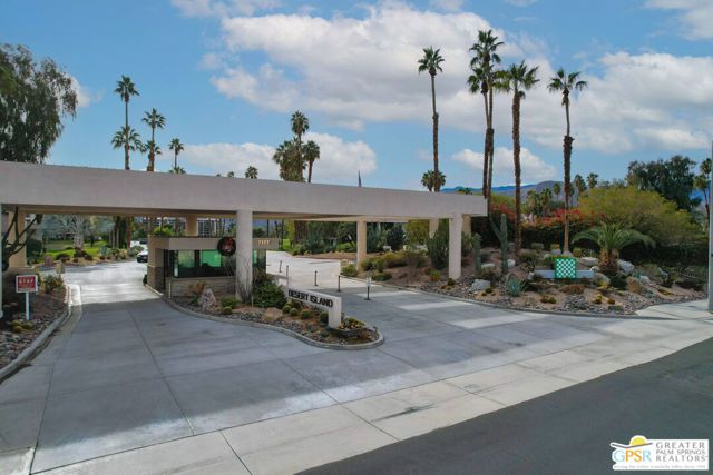 910 Island Drive 211, Rancho Mirage, CA 92270