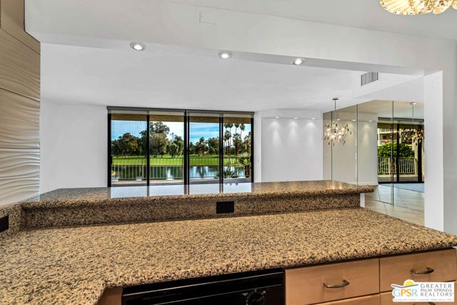910 Island Drive 211, Rancho Mirage, CA 92270