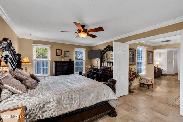 1 Breakwater Square, Howell, NJ 07728