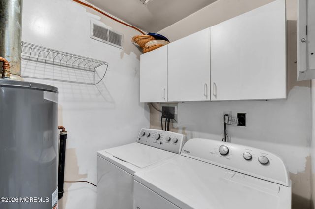 1 Breakwater Square, Howell, NJ 07728