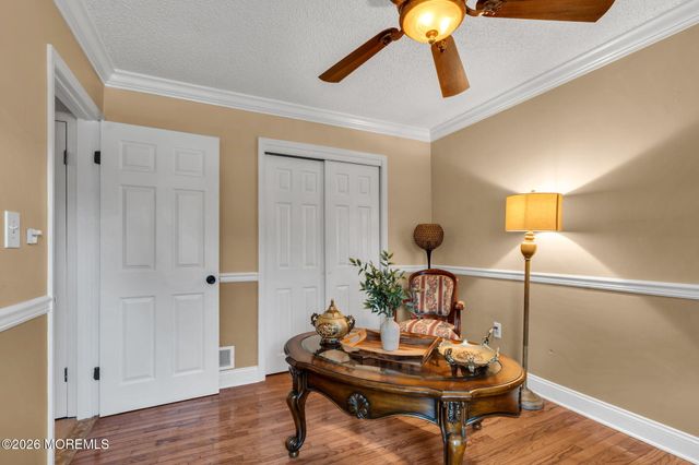 1 Breakwater Square, Howell, NJ 07728