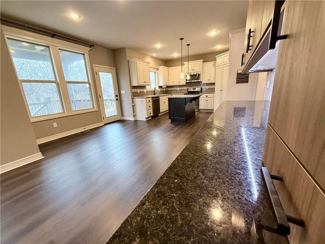 1900 Red Bud Court, Raymore, MO 64083