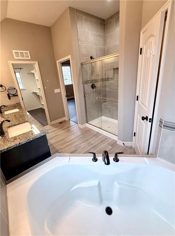 1900 Red Bud Court, Raymore, MO 64083