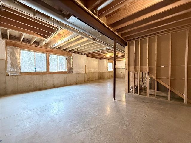 1900 Red Bud Court, Raymore, MO 64083