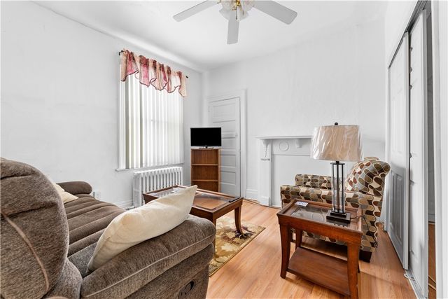 628 E 9th Ave, Munhall, PA 15120