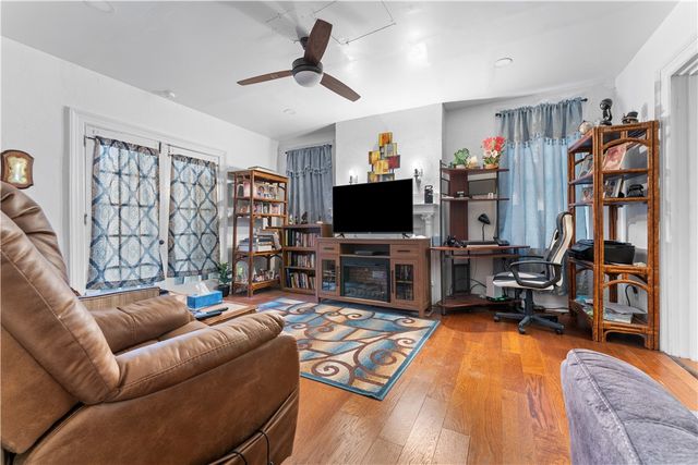 628 E 9th Ave, Munhall, PA 15120