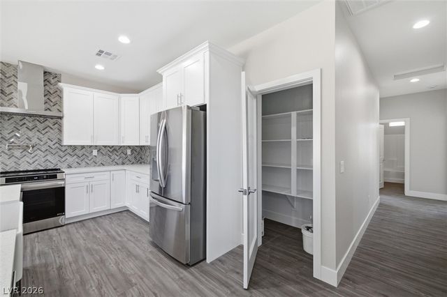 2981 Ponderosa Avenue, Pahrump, NV 89048