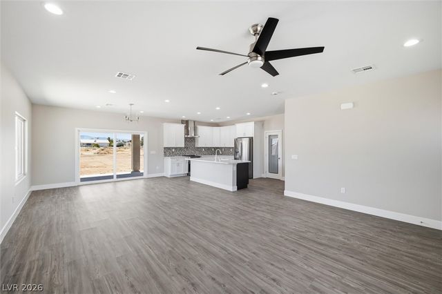 2981 Ponderosa Avenue, Pahrump, NV 89048