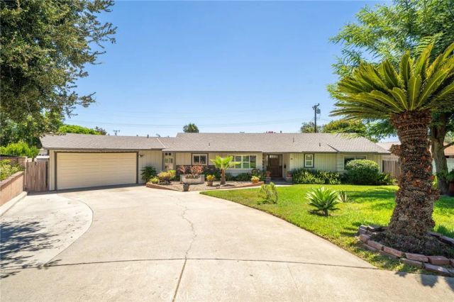 88 Camellia Court, Upland, CA 91786