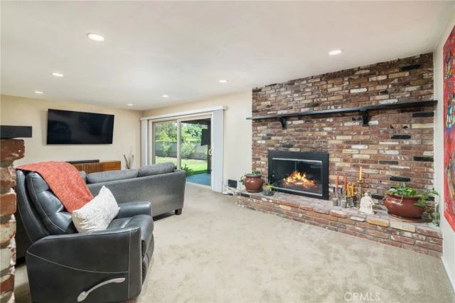 88 Camellia Court, Upland, CA 91786