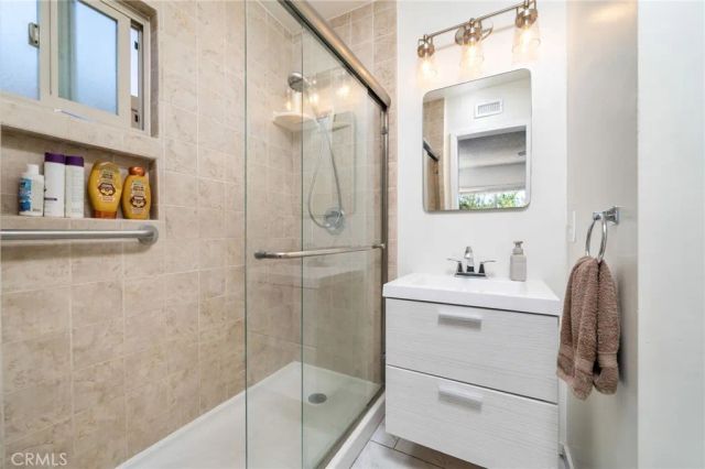 88 Camellia Court, Upland, CA 91786