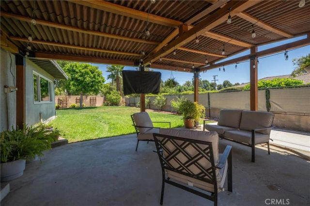 88 Camellia Court, Upland, CA 91786