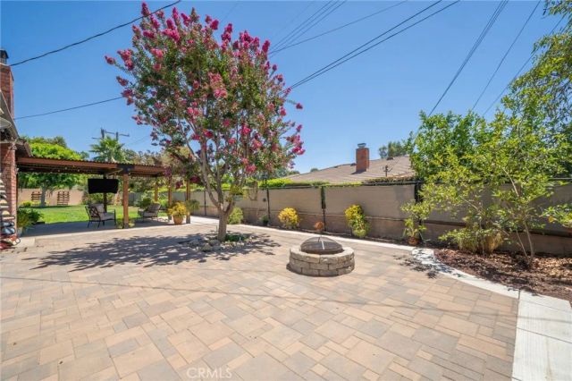 88 Camellia Court, Upland, CA 91786