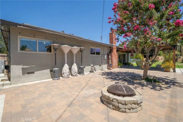 88 Camellia Court, Upland, CA 91786