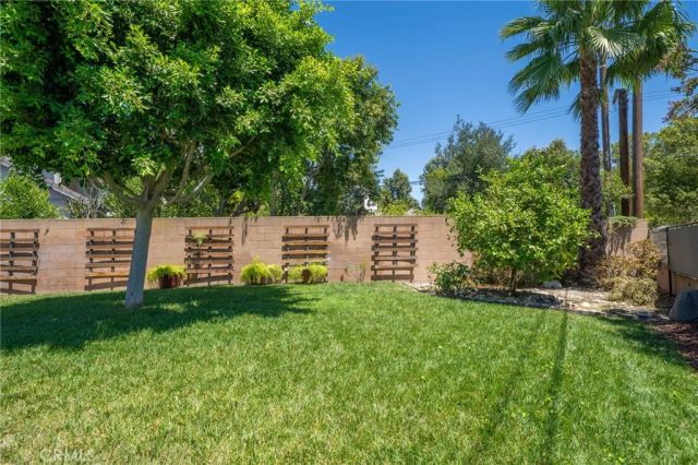 88 Camellia Court, Upland, CA 91786