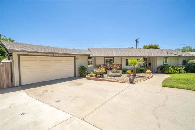 88 Camellia Court, Upland, CA 91786