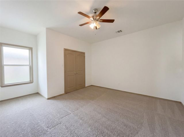 1000 Estival DR, Kyle, TX 78640