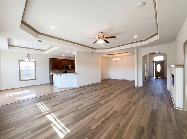 1000 Estival DR, Kyle, TX 78640