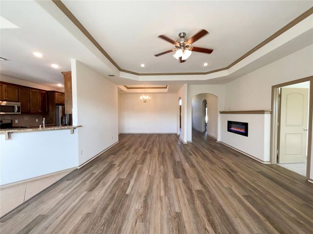 1000 Estival DR, Kyle, TX 78640