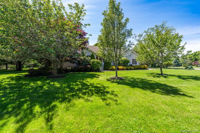 575 Willow Drive, East Marion, NY 11939