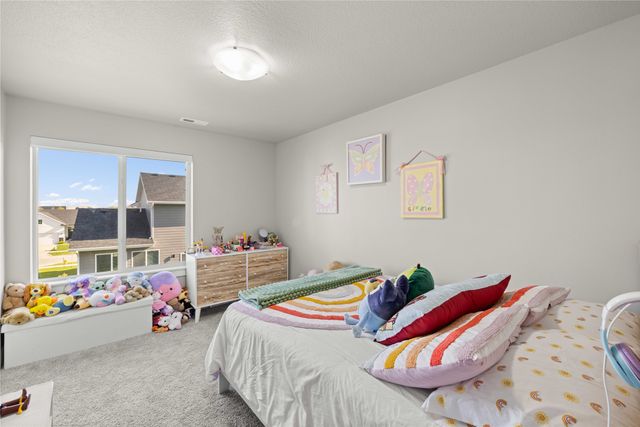 705 SE Booth Avenue, Waukee, IA 50263